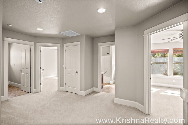 Building Photo - 11322 NW Kimble Ct