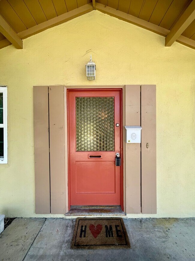 Building Photo - Updated 4-Bed 2-Bath | $4220 Mo | Large yard | Fruit Trees