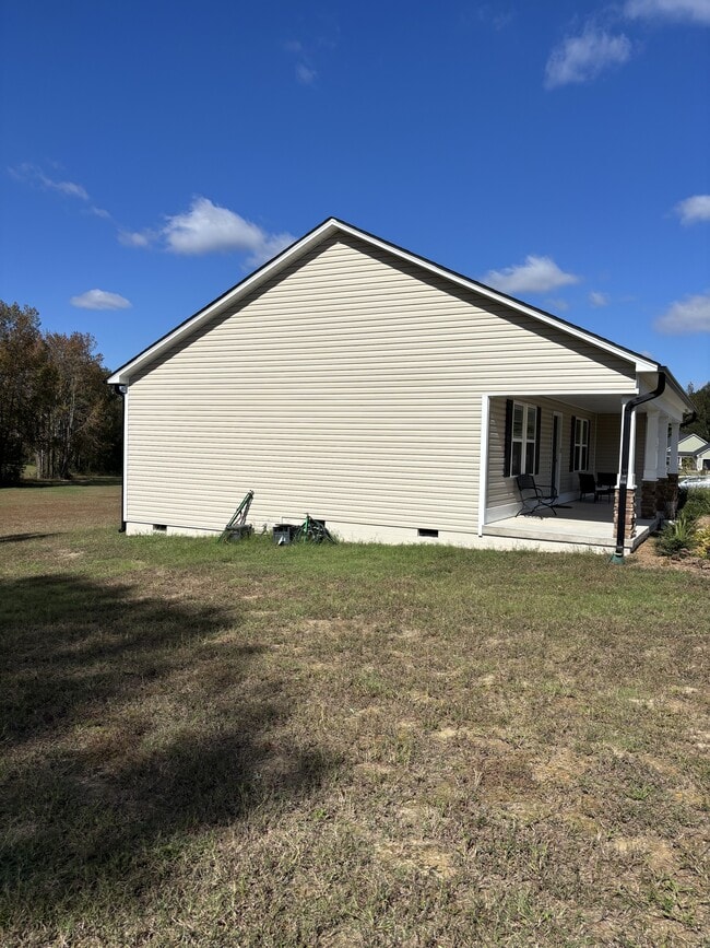 Building Photo - 49 Hydrangea Ln