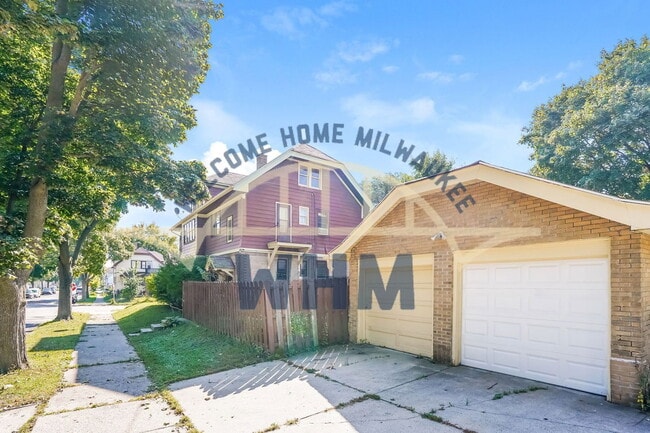 Building Photo - 2577 N 52nd St