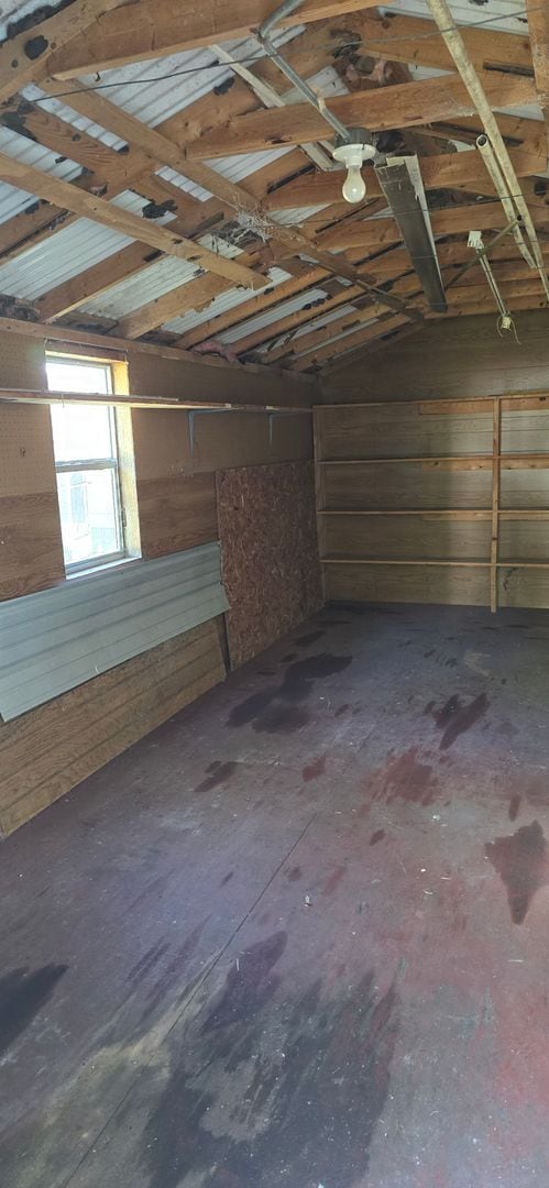 Building Photo - 1 Bed 1 Bath camper