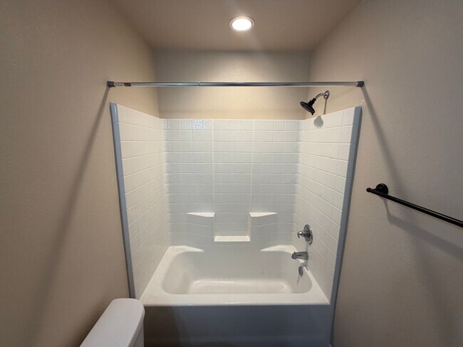 Building Photo - 1194 Velarde Cir