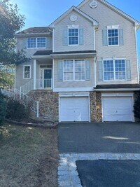 Building Photo - 226 Winding Hill Dr