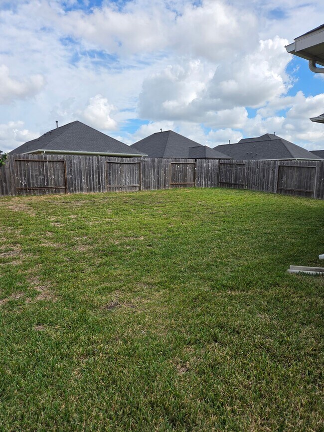 Building Photo - 31322 Whitfield Ct