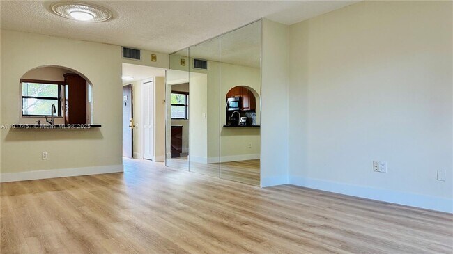 Building Photo - 14847 SW 104th St