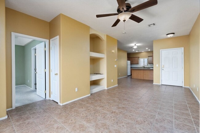 Building Photo - 2BR/2BA Condo on Second Floor with Balcony, In-Unit Laundry, Pool & Spa