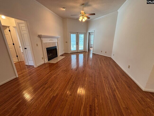 Building Photo - 221 Timberlake Dr