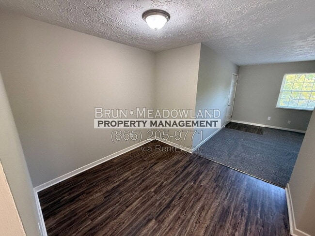 Building Photo - 8721 Gleason Dr