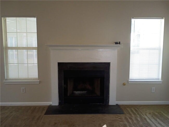 Building Photo - 173 Floresta Dr