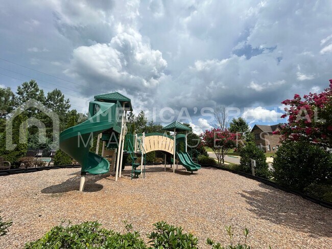 Building Photo - 5293 Meadow Ridge Trail