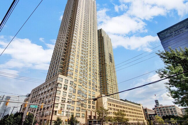 Building Photo - 88 Morgan St