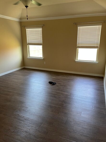 Building Photo - 3701 Cotton Patch Dr