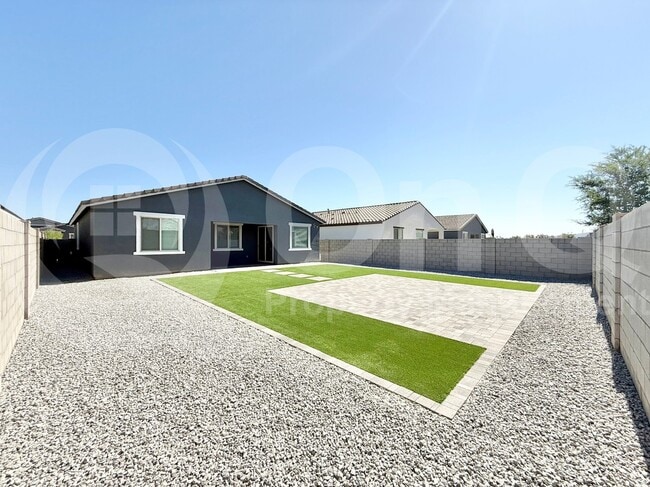 Building Photo - 5523 W Coplen Farms Rd