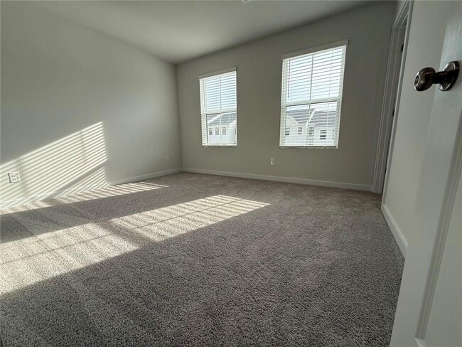 Building Photo - 7309 Mulberry St