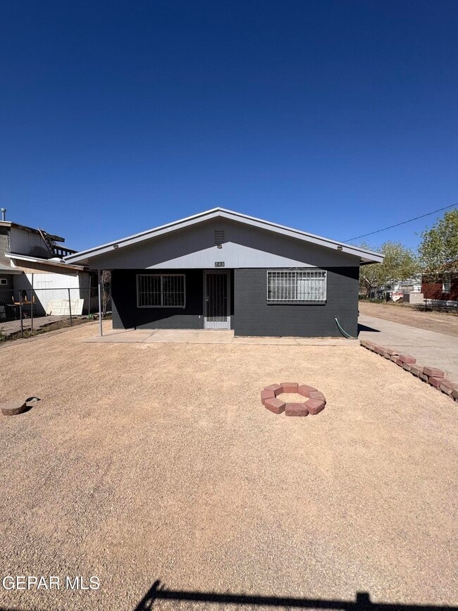 Building Photo - 743 Rodriguez Rd