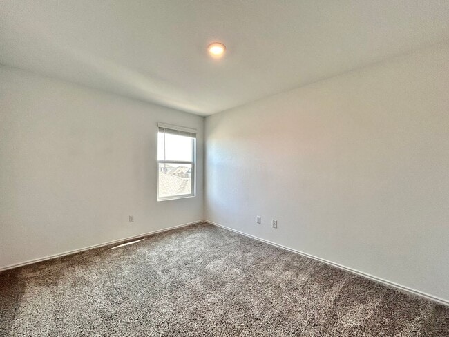 Building Photo - Spacious 4/BR 2.5/BA Two-Level Home with 3-Car Garage & Covered Deck