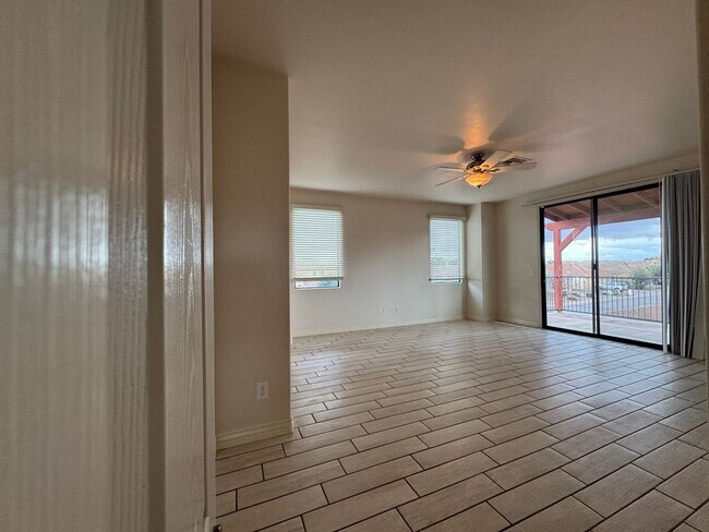 Building Photo - 4BR/3BA/2.5CG, 2534 sq.ft. rental with DEN in Sierra Vista, AZ