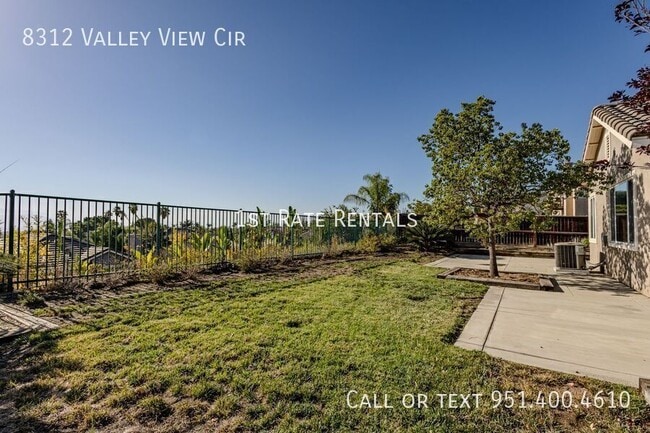 Building Photo - 8312 Valley View Cir