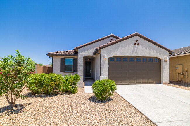 Building Photo - 8924 W Solano Dr