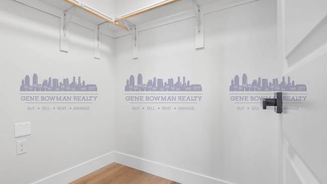 Building Photo - 6742 Waterman Ct