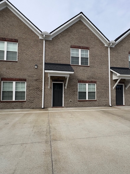 Building Photo - 311 McMinnville Hwy