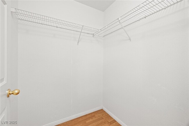 Building Photo - 855 N Stephanie St