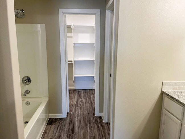 Building Photo - Stunning Home Located in Northwest Corridor of Lubbock!