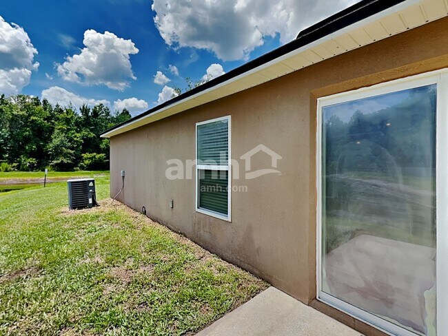 Building Photo - 6381 Louis Clark Ct