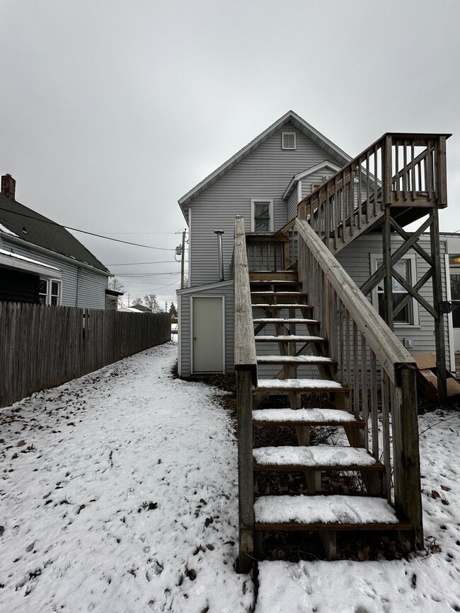 Building Photo - 1020 Berner St