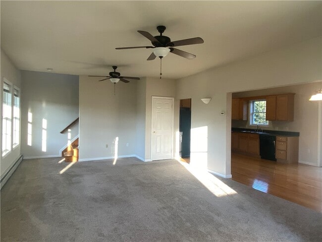 Building Photo - 1678 NY-205