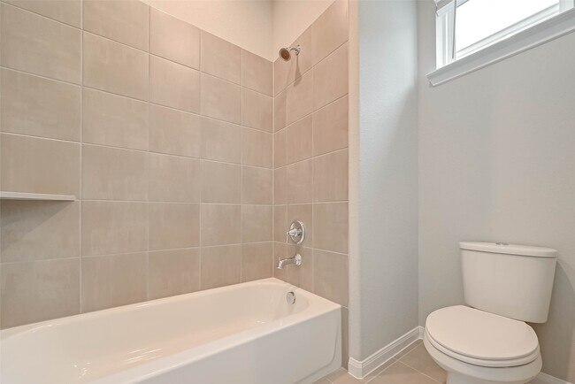 Building Photo - 1521 Beach Oak Dr