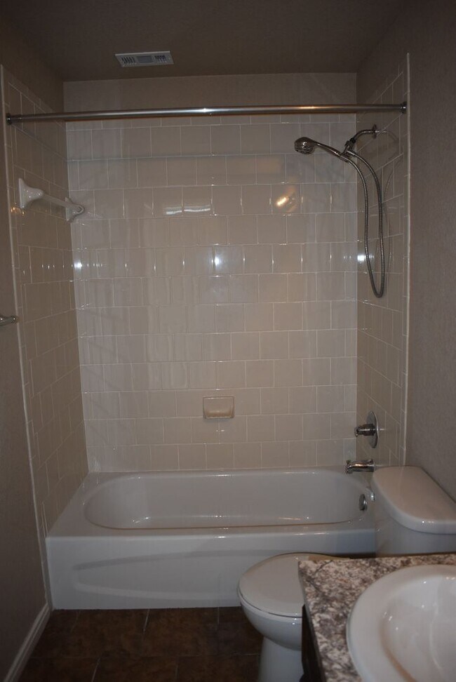 Building Photo - 105 Stone Canyon Ct