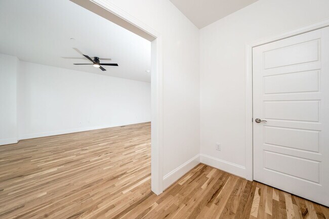 Building Photo - 3811 Lands End Ct