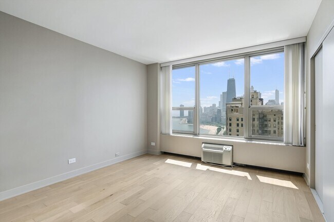 Building Photo - 1550 N Lake Shore Dr
