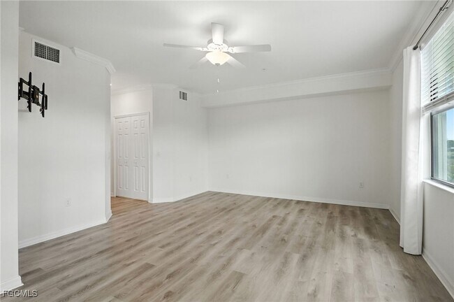 Building Photo - 12039 Hawthorn Lake Dr