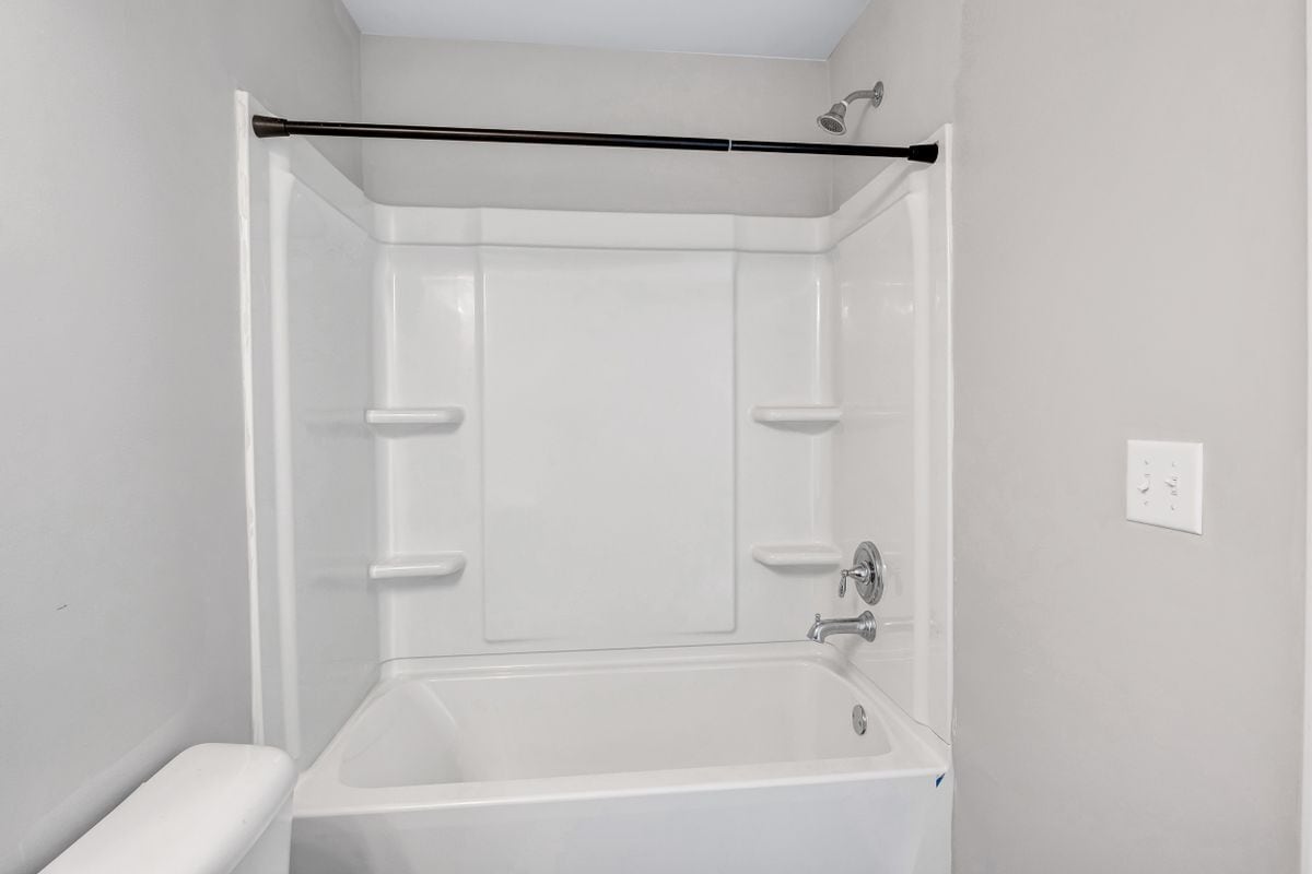 Building Photo - 585 McWilliams Rd SE