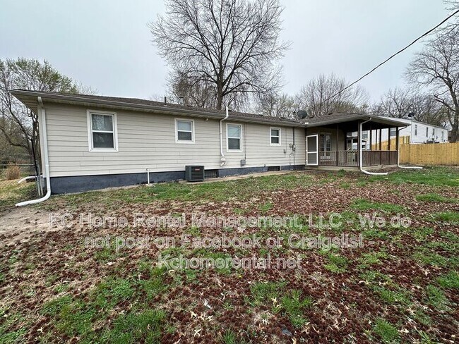 Building Photo - 5016 Norwood Ave