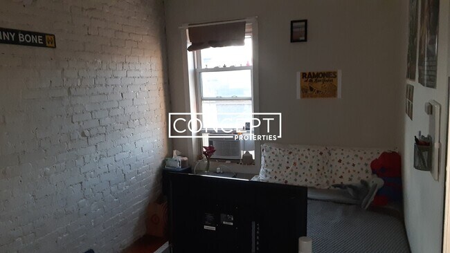 Building Photo - 892 Huntington Ave