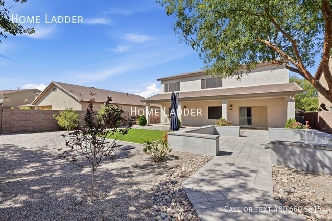 Building Photo - 44507 Redrock Rd