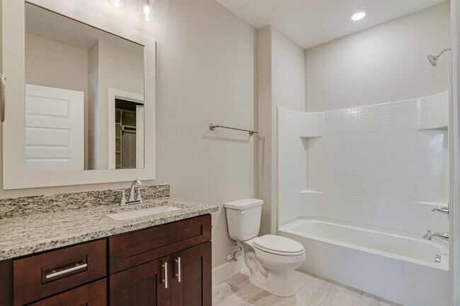 Building Photo - 115 W Jones St