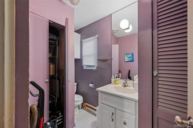 Building Photo - 714 E Park Ave