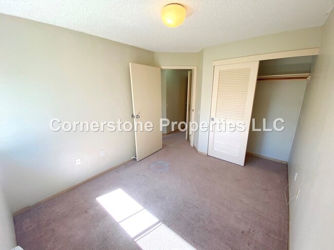 Building Photo - 95-1147-1147 Makaikai St