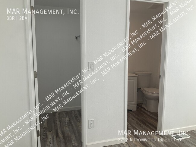Building Photo - 2292 N Ironwood Dr