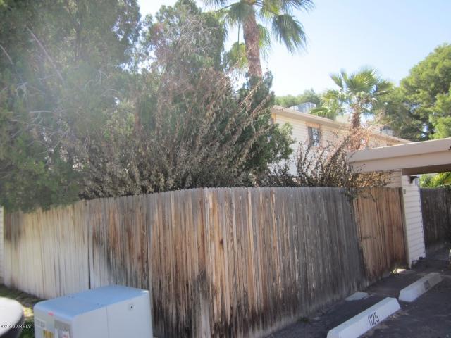 Building Photo - Tempe Townhouse 2 Bed/1Bath Single Story w...