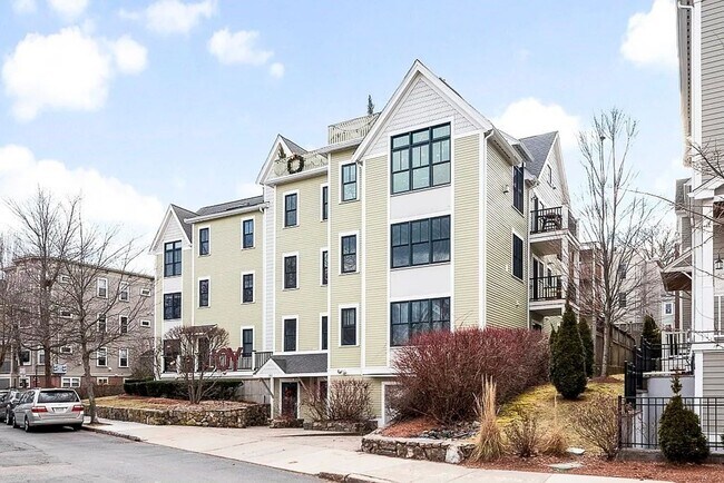 Building Photo - Rare Opportunity – Furnished, Spacious 2 B...