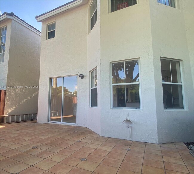 Building Photo - 4881 NW 107th Ct