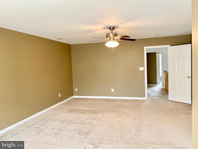 Building Photo - 8108 Horseshoe Cottage Cir