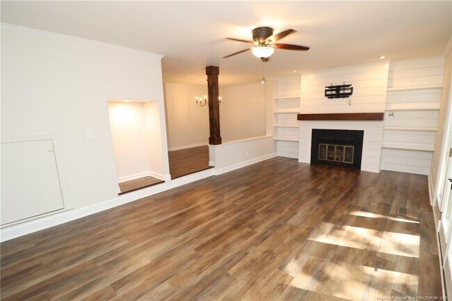 Building Photo - 119 Loch Bend Ln