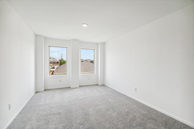 Building Photo - 9923 Oakheath Blf Dr