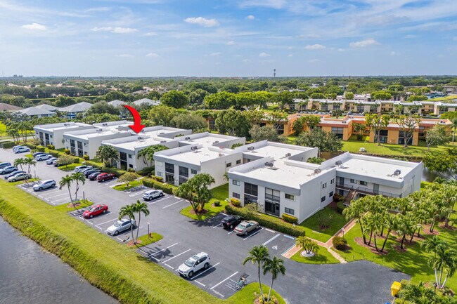 Building Photo - 15450 Pembridge Dr
